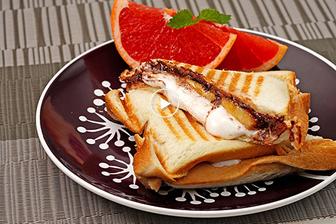 チョコバナナマシュマロのホットサンド